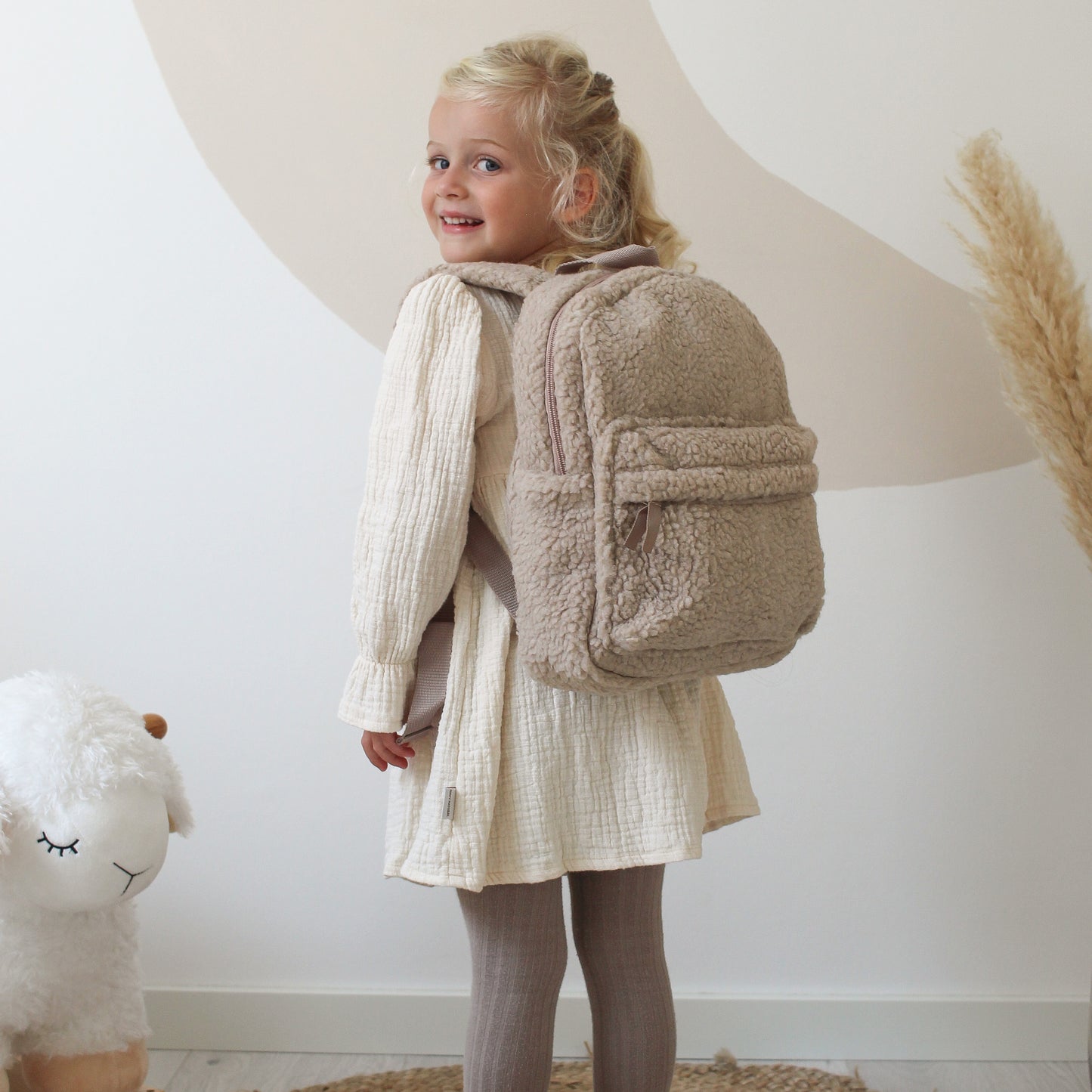 Gepersonaliseerde rugzak Be Soft and Kind met naam - Geborduurd