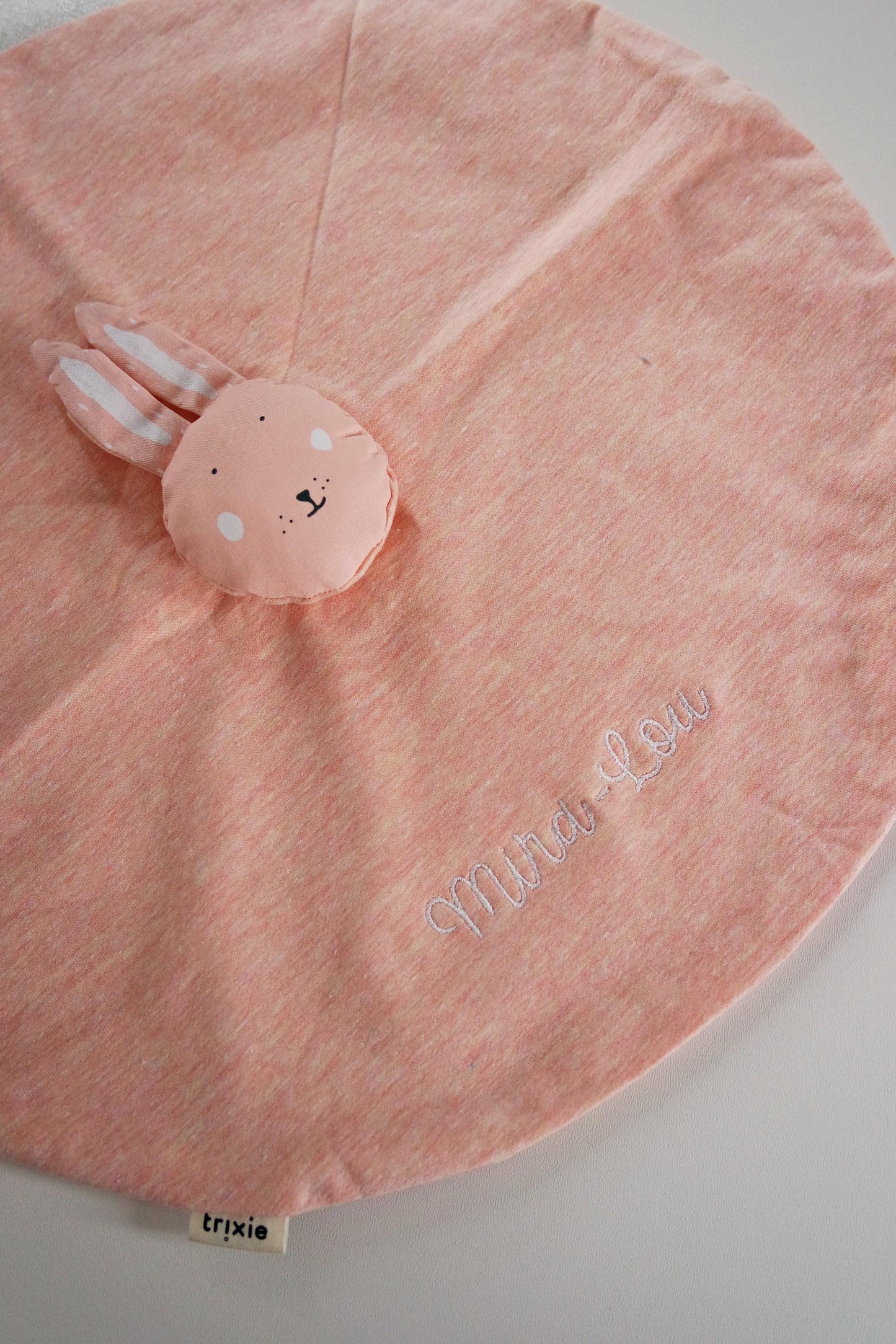 Gepersonaliseerd Trixie Knuffeldoekje met naam - incl. borduren