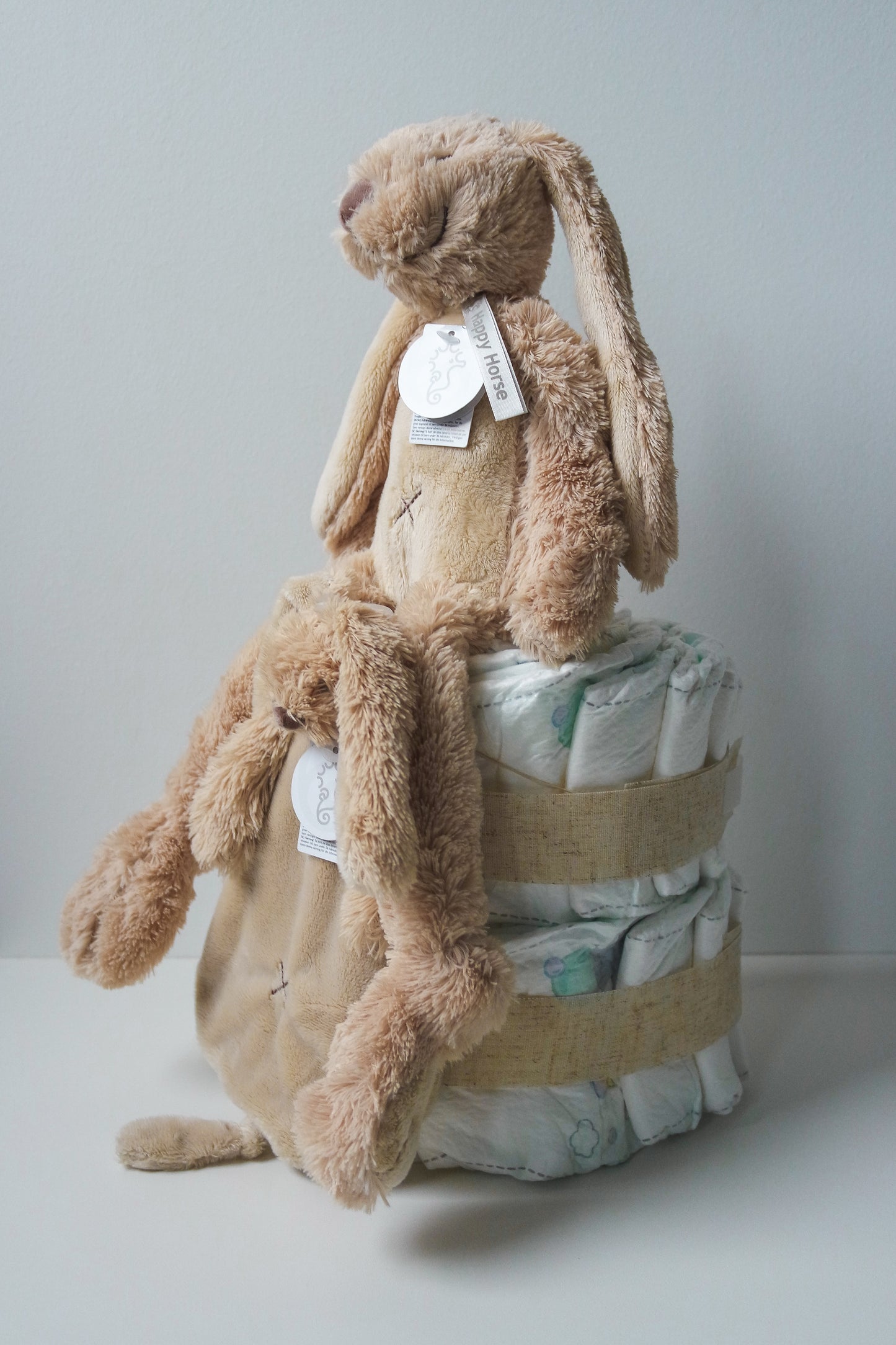Luiertaart Midi - Rabbit Richie Beige - Personalisatie mogelijk!