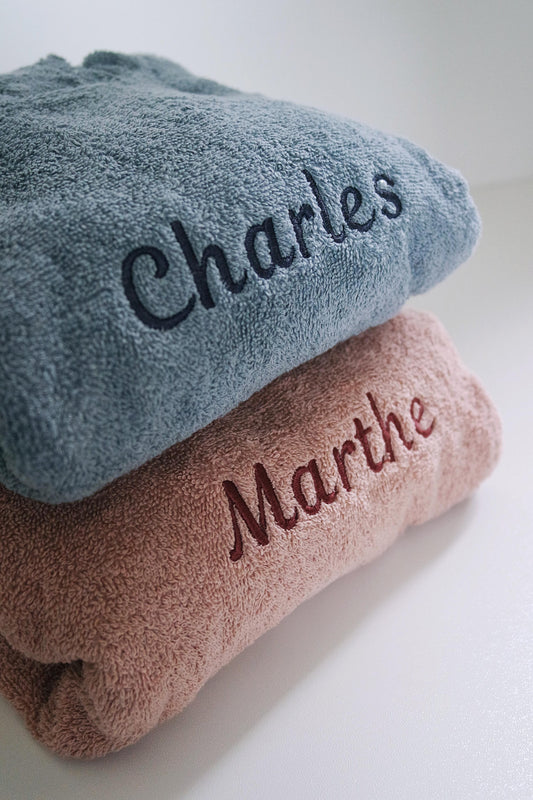 Gepersonaliseerde Badponcho met naam - Geborduurd