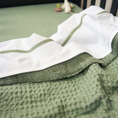 Gepersonaliseerd Deken Waffle Teddy Olive Green met naam - incl. borduring